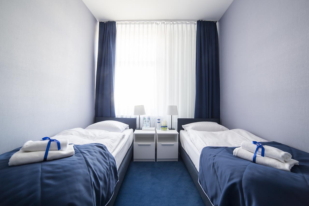Hotel Opolanka Ополе Экстерьер фото